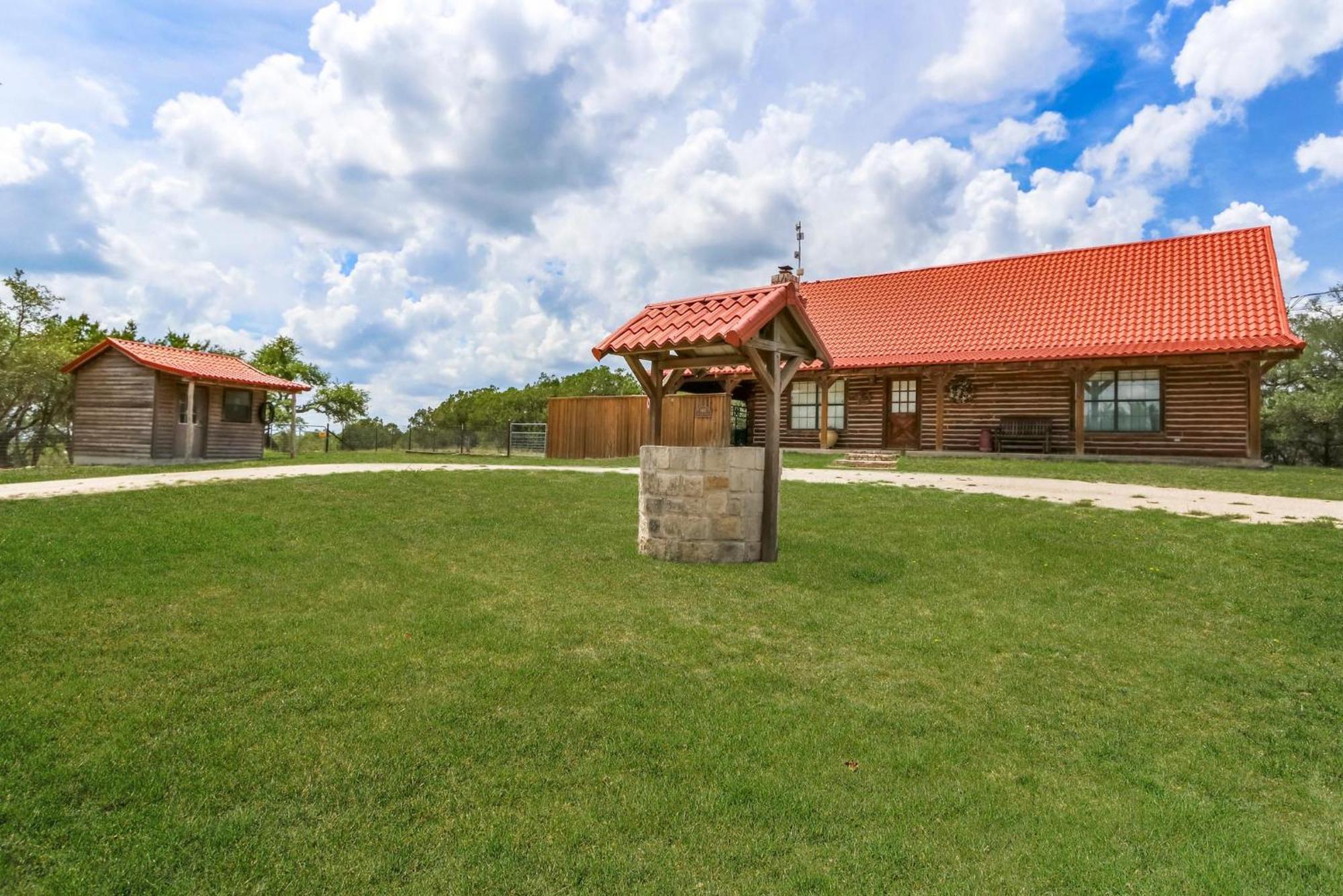 Double D Cottage Mount Gainor Екстер'єр фото