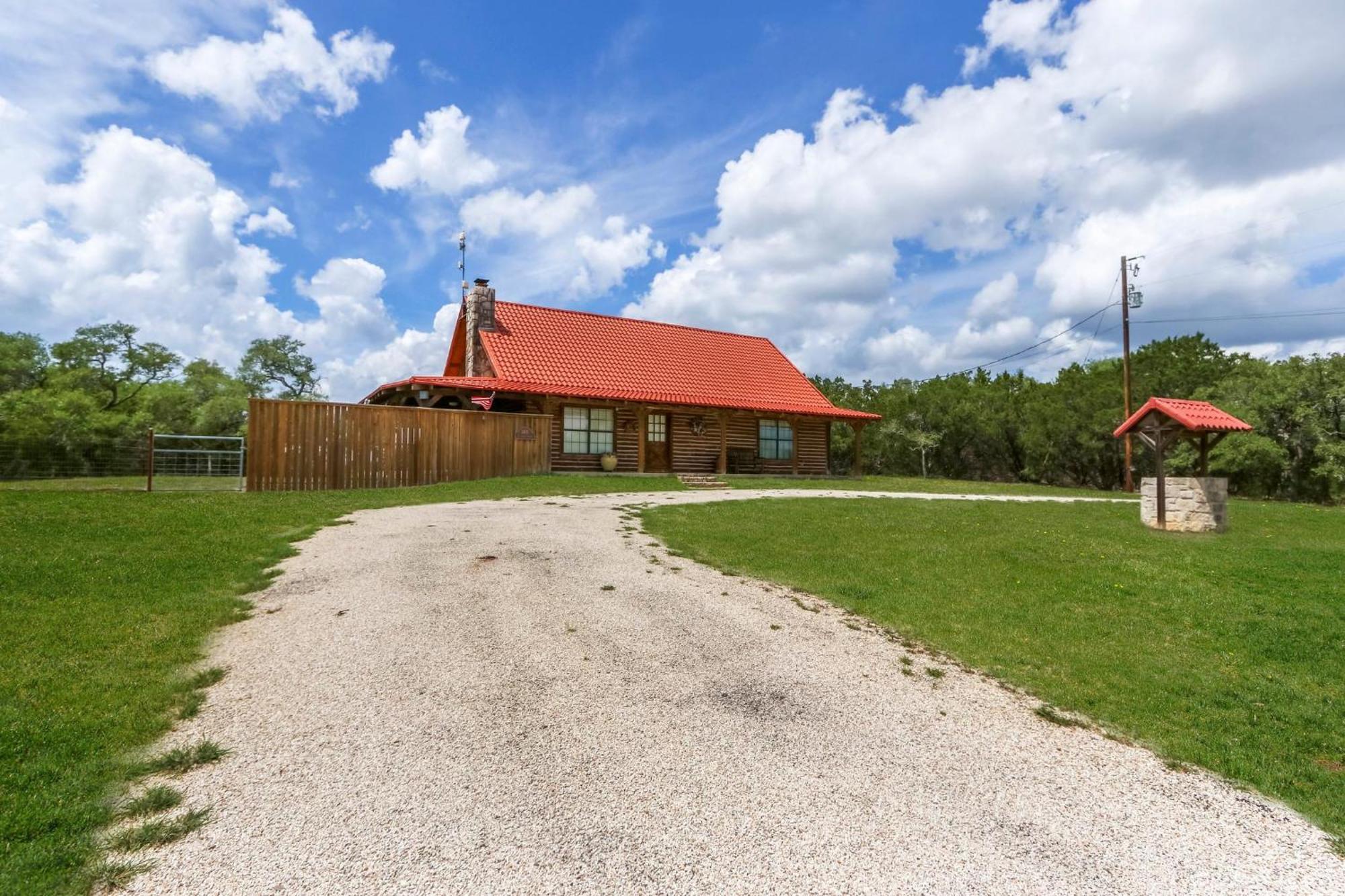 Double D Cottage Mount Gainor Екстер'єр фото